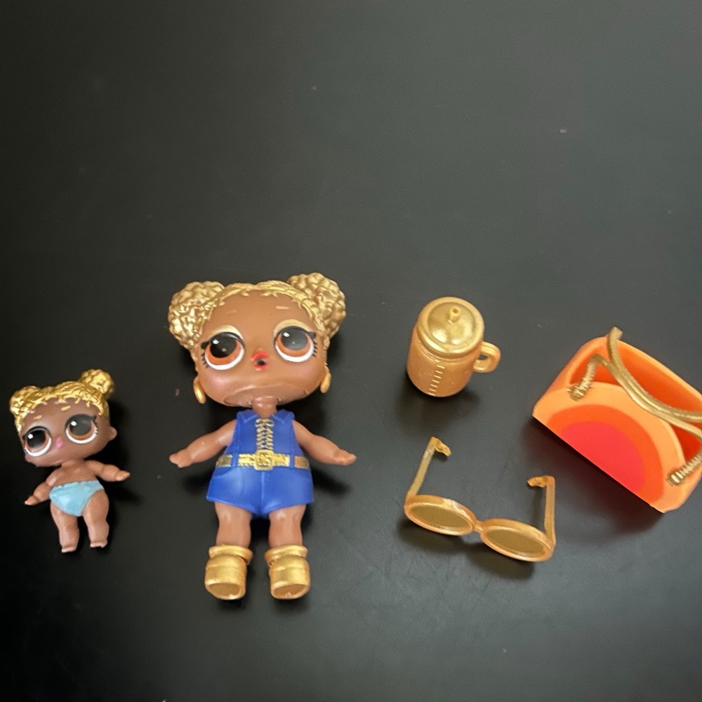 LOL Surprise! Soul Babe and Lil Sister- Eye Spy Series